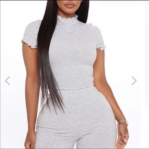 Fashion Nova Set- Chill night pant set